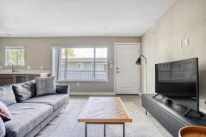 Campbell 1BR w WD Pool Gym nr WF TJ SFO-615